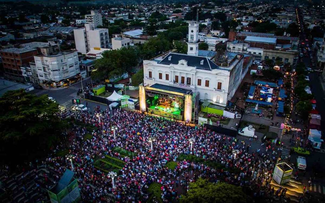 De la miel a la ciudad cervantina: fiestas y festivales todo el año