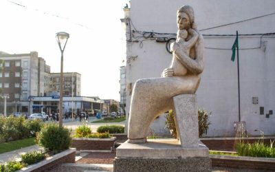 El Monumento a la Madre creado por Pérez Esquivel